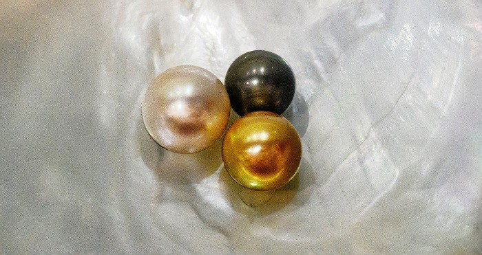 Yellow Gemstones Golden South Sea Pearls